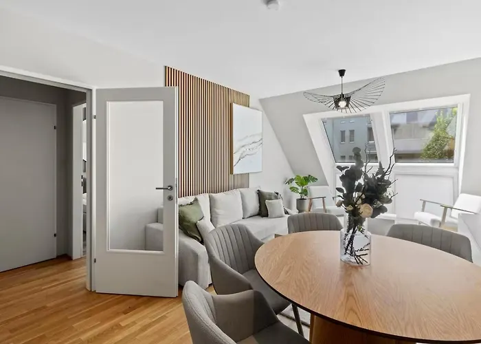 Apartman Fast Wifi I 3 Min Walk To Metro I On-site Parking For 19,90 Eur Bécs